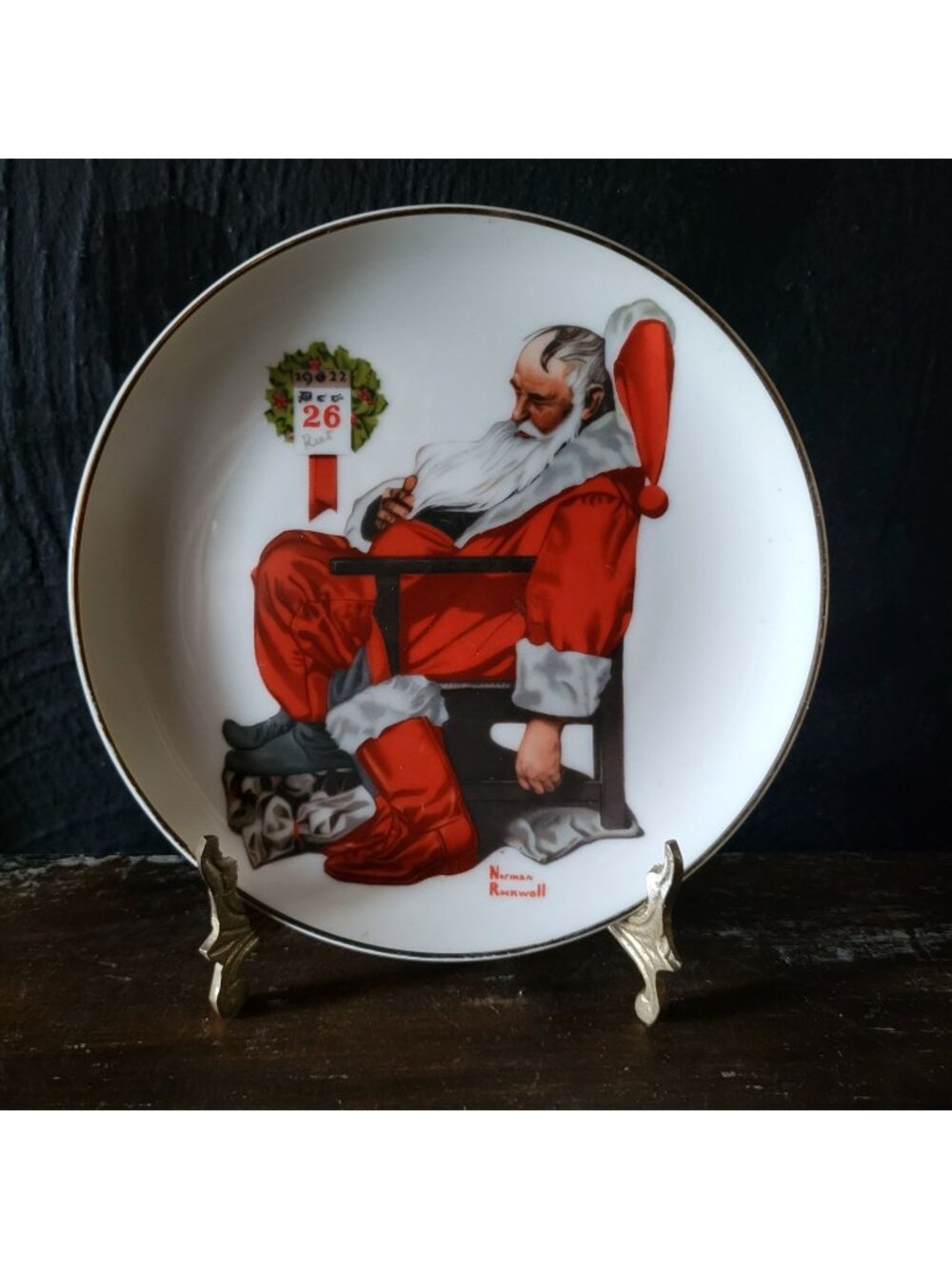 Vintage Norman Rockwell Santa "The Day After Christmas" Collector's Plate